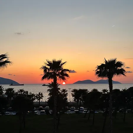 Luxury Sea View Apartament Wlora