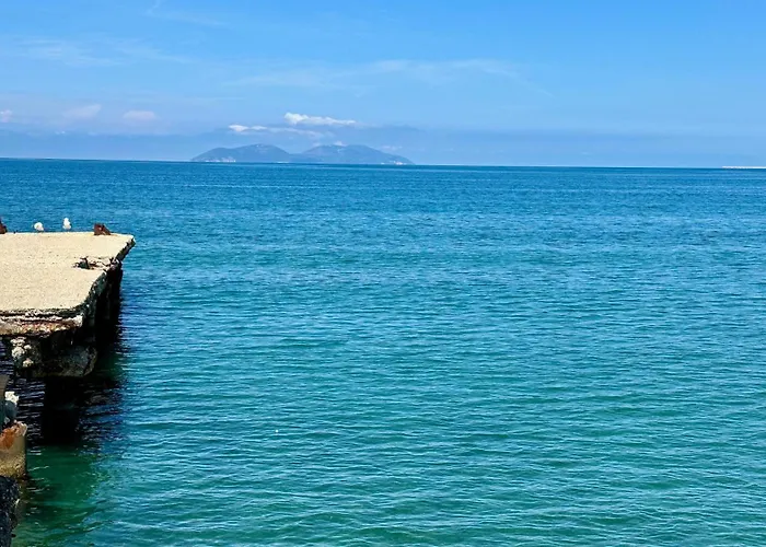 Luxury Sea View * Avlonya