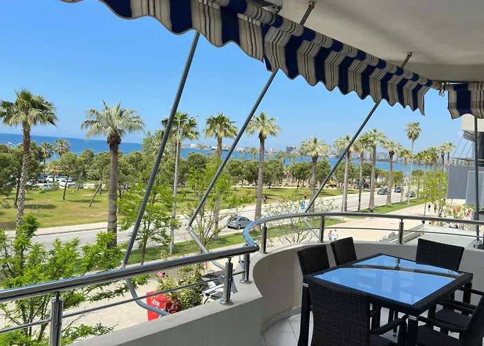 公寓 Luxury Sea View