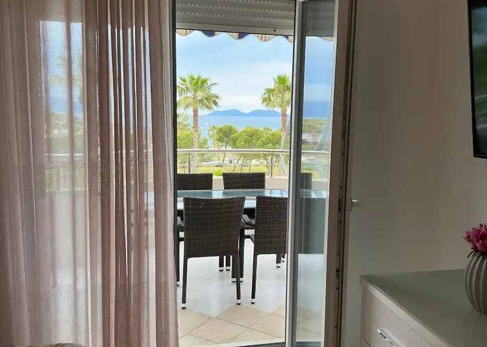 公寓 Luxury Sea View